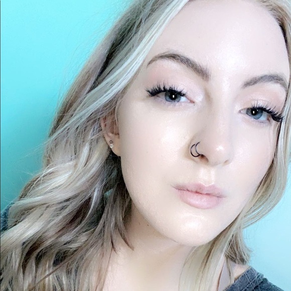 Julianne😊 - Picture 10 of 16